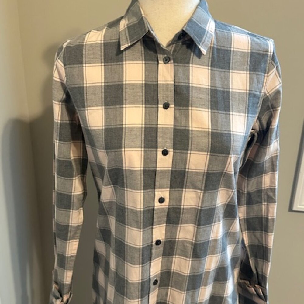Brand New Banana Republic Flannel Plaid Shirt, Size XS
